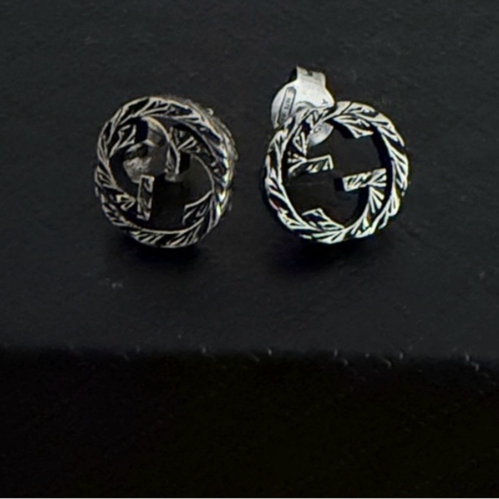 Gucci Interlocking G Twisted Silver Earrings - image 3